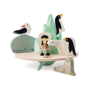 Tender Leaf Balancing Polar Circle